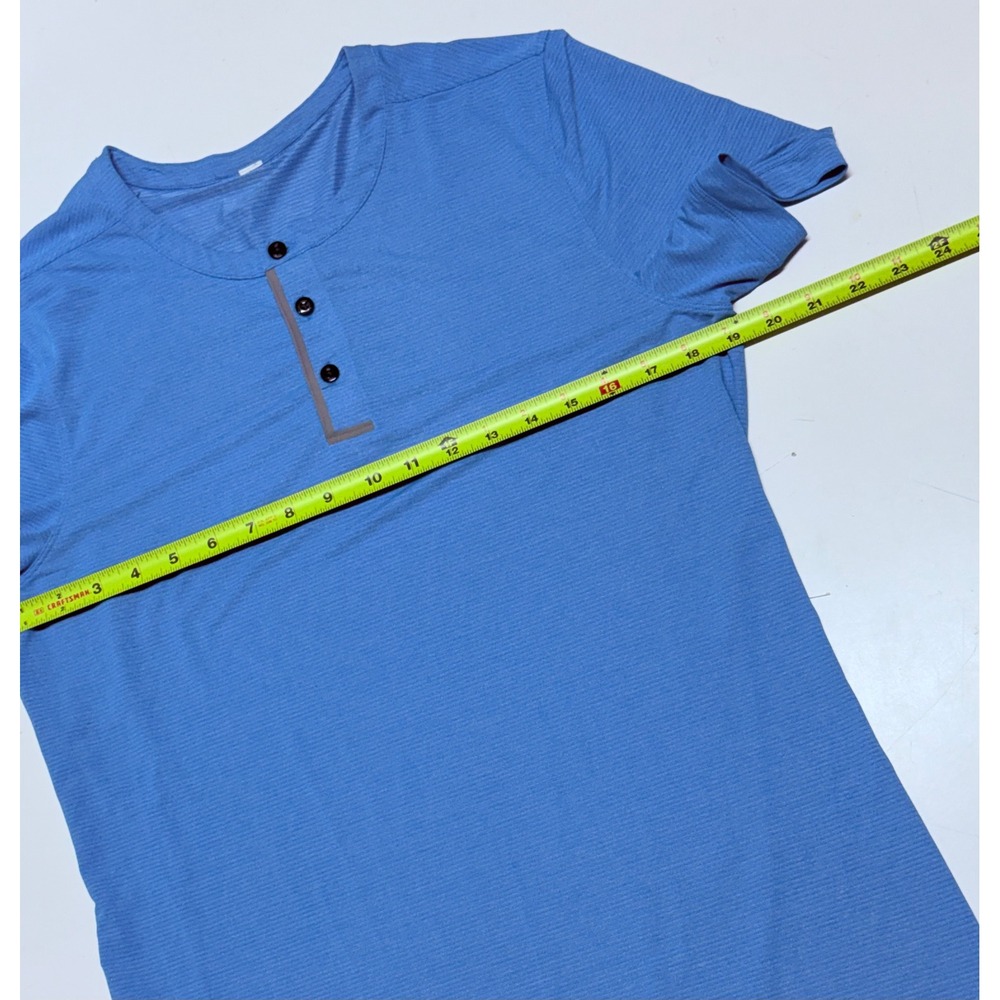 Lululemon‎ Metal Vent Tech Henley Mens Short Sleeve Shirt Blue Size Medium - Picture 2 of 4